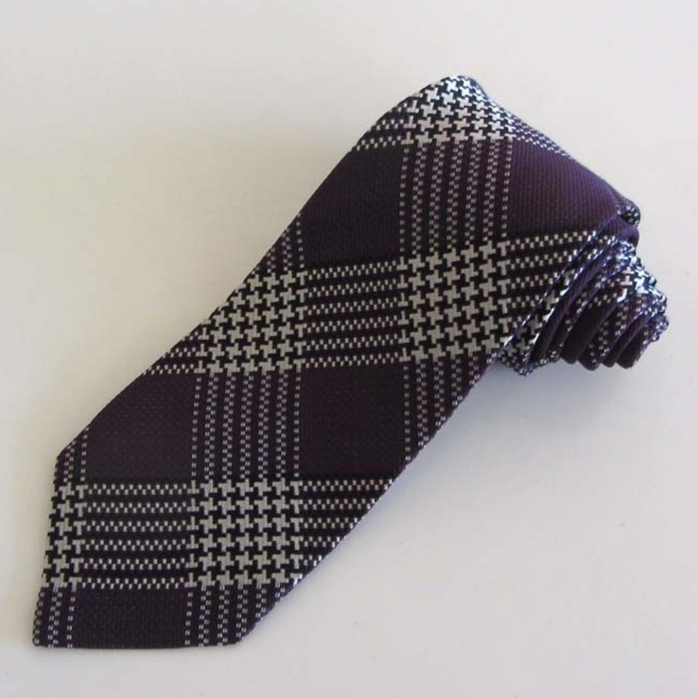 TOM FORD Houndstooth plaid pattern tie 100% silk